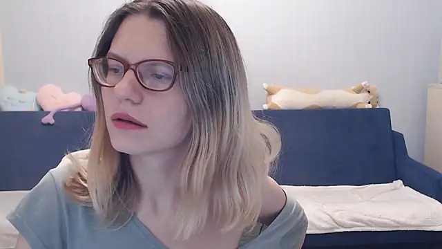 night is dark online show from 11/10/25, 01:49