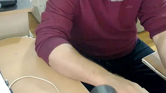 LiONTURK online show from 10/12/25, 07:59