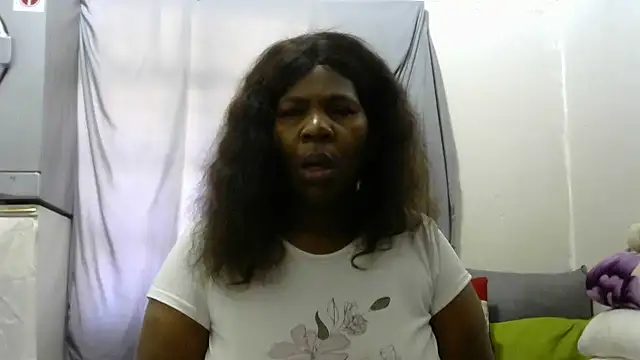 Delicioussexy online show from 05/16/26, 08:02