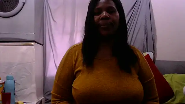 Delicioussexy online show from 05/05/26, 09:34