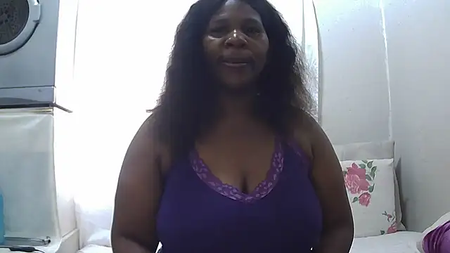 Snapshot of Delicioussexy chatting on 09/24/25, 05:47 Delicioussexy online show from 09/24/25, 05:47