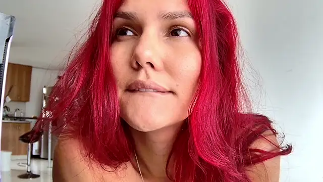 Snapshot of beckyangel1 chatting on 01/24/25, 02:41 beckyangel1 online show from 01/24/25, 02:41
