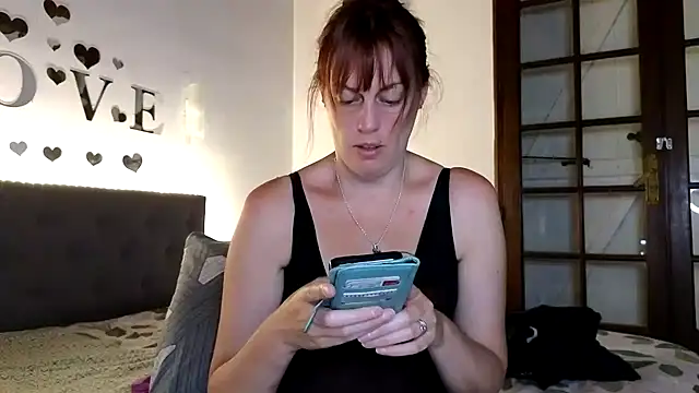 MissLilooo online show from 05/27/26, 08:27
