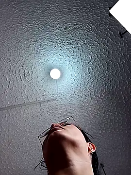 valerie lya online show from 11/27/25, 08:42