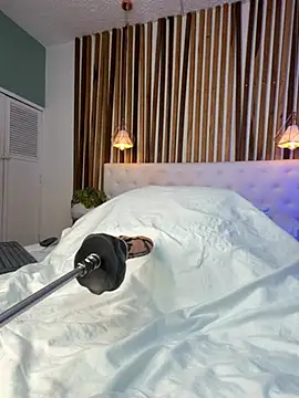 valerie lya online show from 02/25/26, 01:00