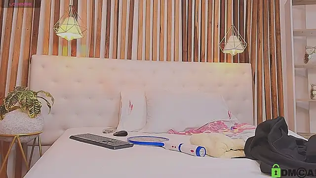 valerie lya online show from 04/08/26, 01:34