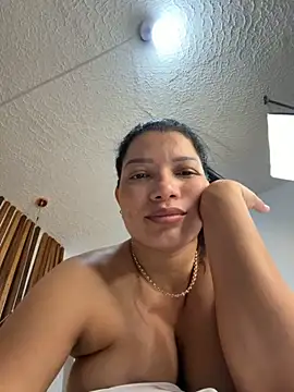 valerie lya online show from 03/07/26, 08:25