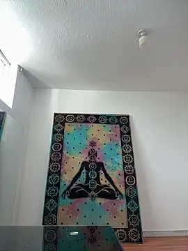 valerie lya online show from 11/08/25, 08:12