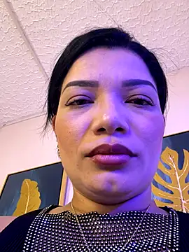 valerie lya online show from 11/01/25, 08:14