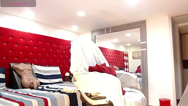 TamyJhonson online show from 04/09/26, 12:55