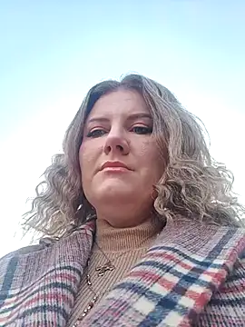 Snapshot of LizaCakes chatting on 03/14/25, 03:25 LizaCakes online show from 03/14/25, 03:25