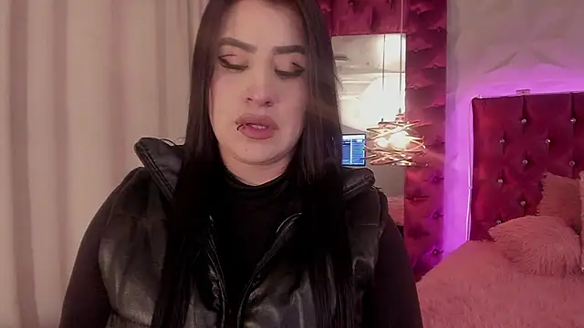 Nara belen online show from 10/26/25, 03:51