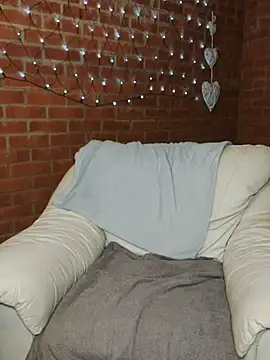Lilybanx online show from 05/02/26, 04:18