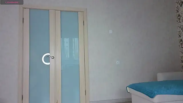 sweeetgirls2021 online show from 09/15/25, 02:34