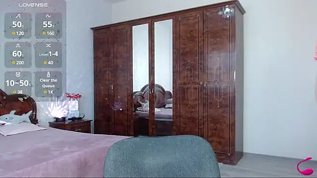 Snapshot of Batari chatting on 01/14/25, 05:19 Batari online show from 01/14/25, 05:19