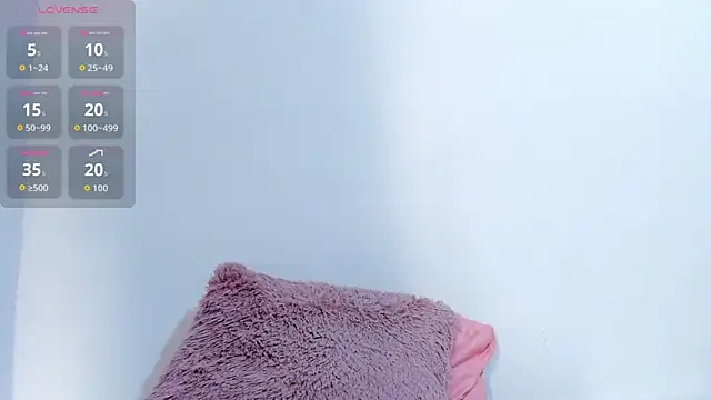 Bonnie Grace online show from 10/21/25, 01:32