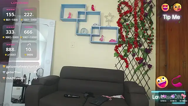 NicoleSantana online show from 03/06/25, 02:19