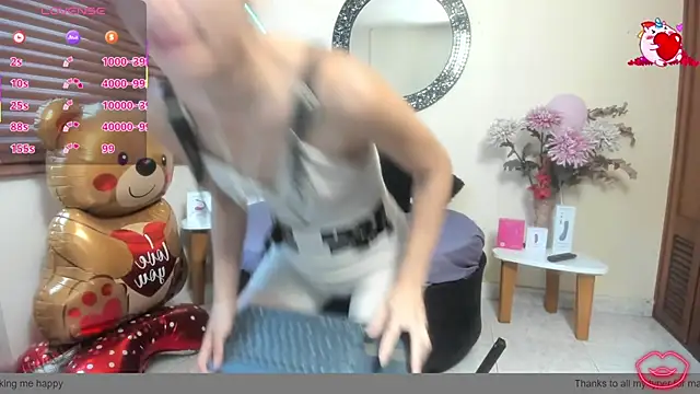 NicoleSantana online show from 04/09/26, 10:27