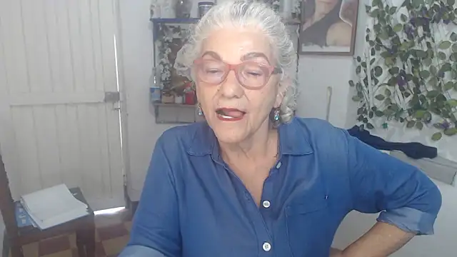 FunnyGrandma online show from 01/18/26, 08:34