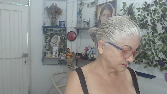 FunnyGrandma online show from 03/14/26, 07:31