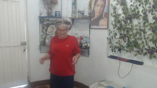 FunnyGrandma online show from 02/28/26, 04:06