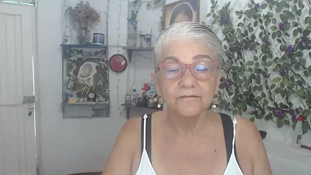 FunnyGrandma online show from 03/24/26, 08:09