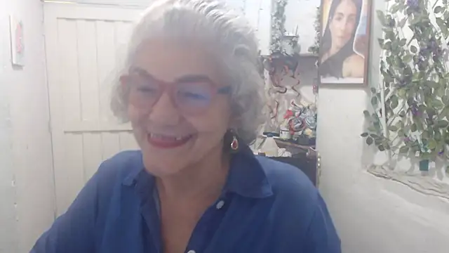 FunnyGrandma online show from 10/26/25, 02:45