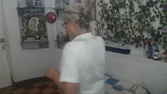 FunnyGrandma online show from 03/23/26, 12:22