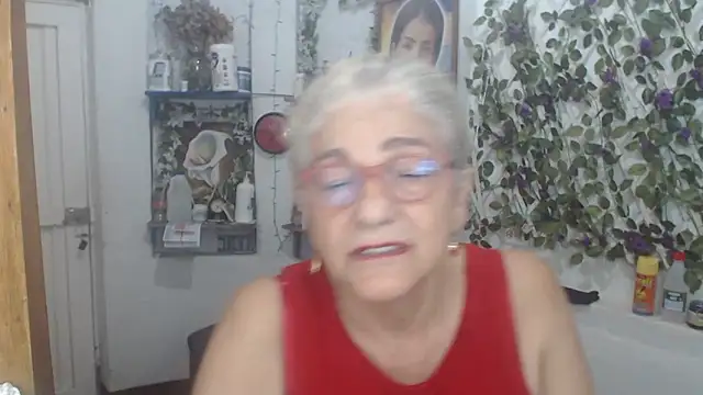 FunnyGrandma online show from 05/07/26, 02:05