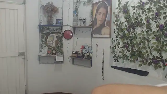 FunnyGrandma online show from 03/26/26, 09:24
