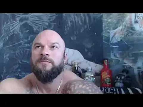 Snapshot of viking_30 chatting on 05/04/26, 06:17 viking 30 online show from 05/04/26, 06:17