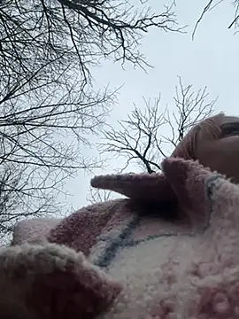 Snapshot of Model9798 chatting on 01/31/25, 11:03 Model9798 online show from 01/31/25, 11:03