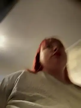 Model9798 online show from 10/22/25, 02:27