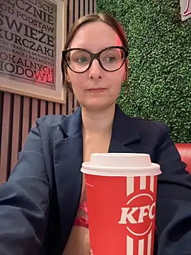 The Snowwhitee online show from 11/06/25, 09:13