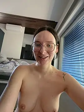 The Snowwhitee online show from 03/10/26, 10:41