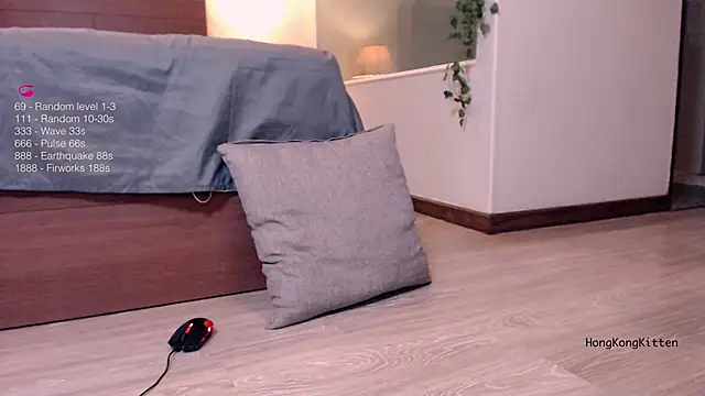 hongkongkitten online show from 10/11/25, 03:46