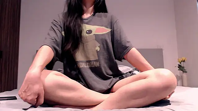 hongkongkitten online show from 02/21/25, 11:54