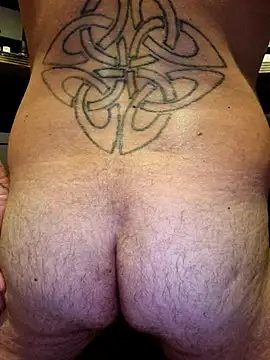 Snapshot of PhoenixDesire@xh chatting on 02/14/25, 01:08 PhoenixDesirexh online show from 02/14/25, 01:08