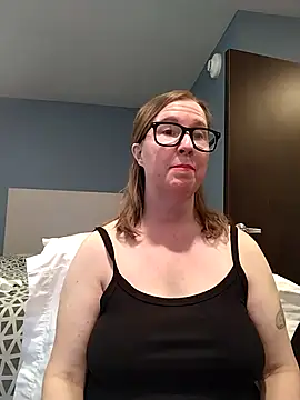 SweetandNaughty1 online show from 10/18/25, 08:55