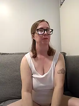 SweetandNaughty1 online show from 11/03/25, 04:32