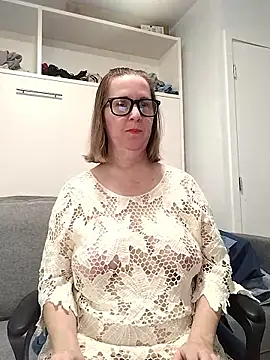 SweetandNaughty1 online show from 01/14/26, 08:23