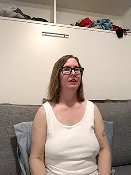 SweetandNaughty1 online show from 03/09/26, 08:45