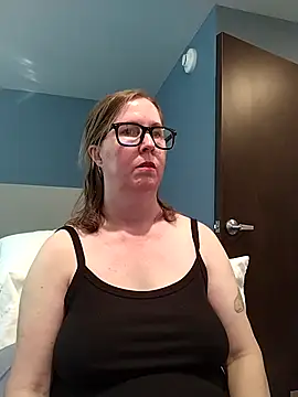 SweetandNaughty1 online show from 10/02/25, 08:45