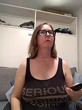 SweetandNaughty1 online show from 02/11/26, 04:01