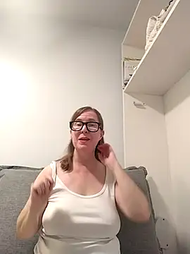 SweetandNaughty1 online show from 10/27/25, 09:16