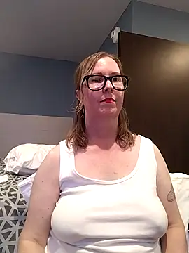 SweetandNaughty1 online show from 10/14/25, 04:02