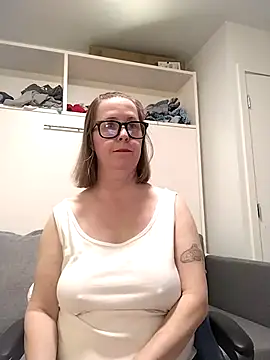 SweetandNaughty1 online show from 01/08/26, 08:37