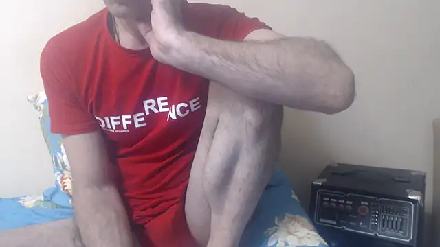 Snapshot of yvesstorm1 chatting on 05/12/26, 06:03 yvesstorm1 online show from 05/12/26, 06:03