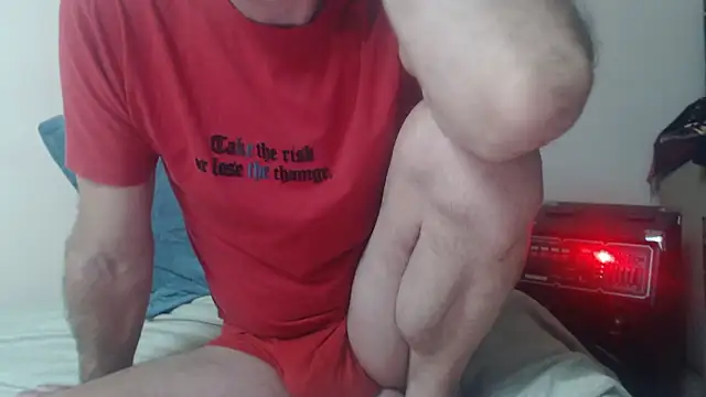 yvesstorm1 online show from 01/16/26, 06:12