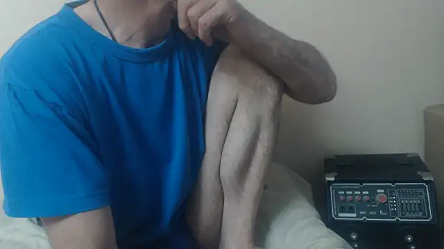 Snapshot of yvesstorm1 chatting on 05/28/26, 05:52 yvesstorm1 online show from 05/28/26, 05:52